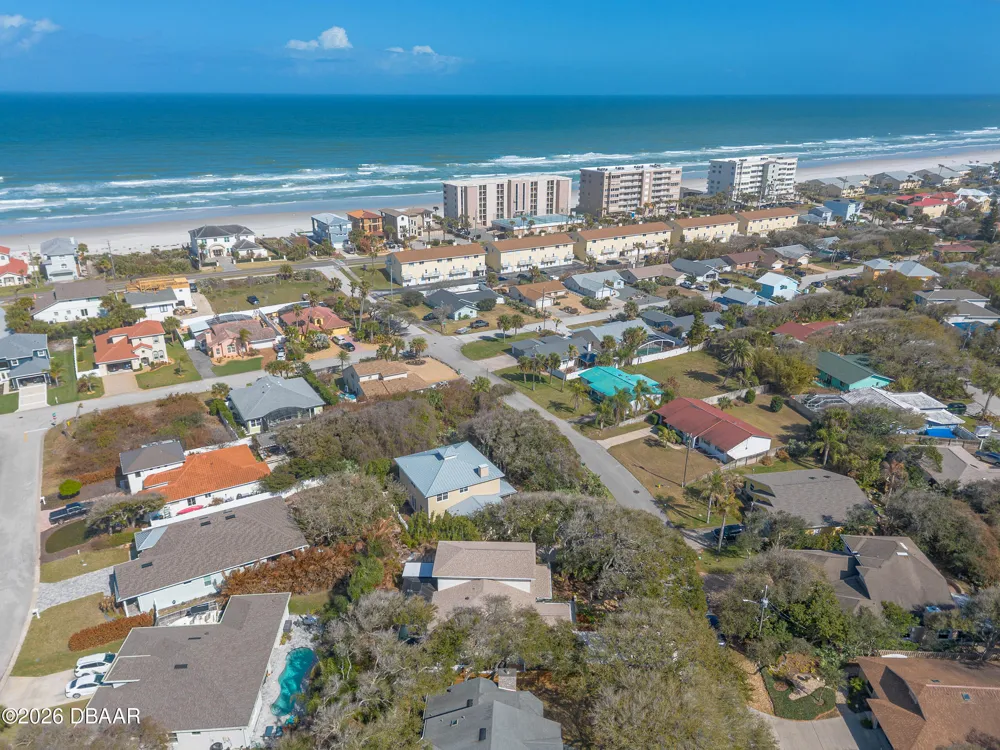68 Glenview Avenue Ponce Inlet, FL 32127