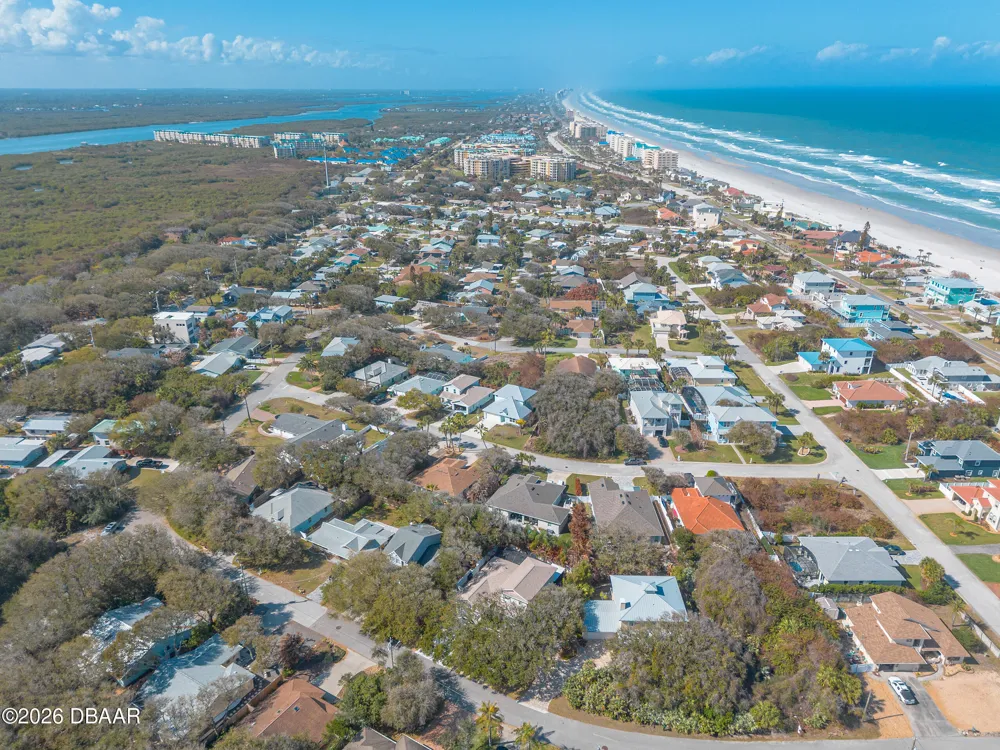 68 Glenview Avenue Ponce Inlet, FL 32127