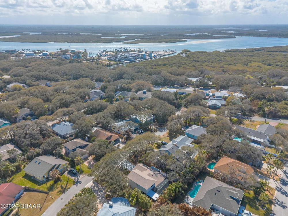 68 Glenview Avenue Ponce Inlet, FL 32127