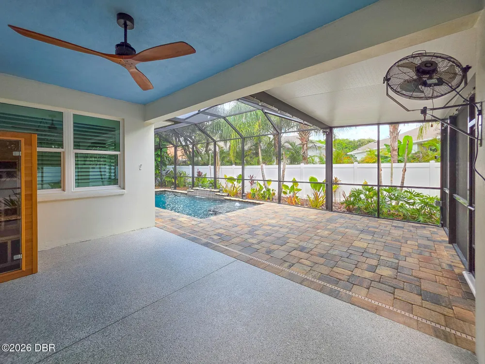 68 Glenview Avenue Ponce Inlet, FL 32127