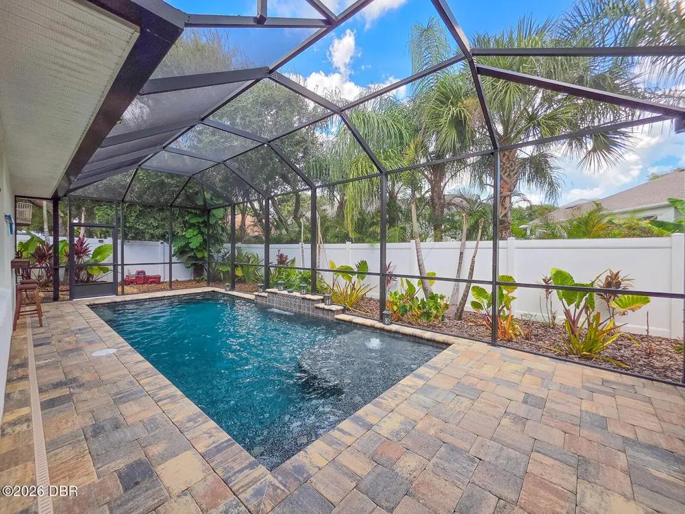 68 Glenview Avenue Ponce Inlet, FL 32127