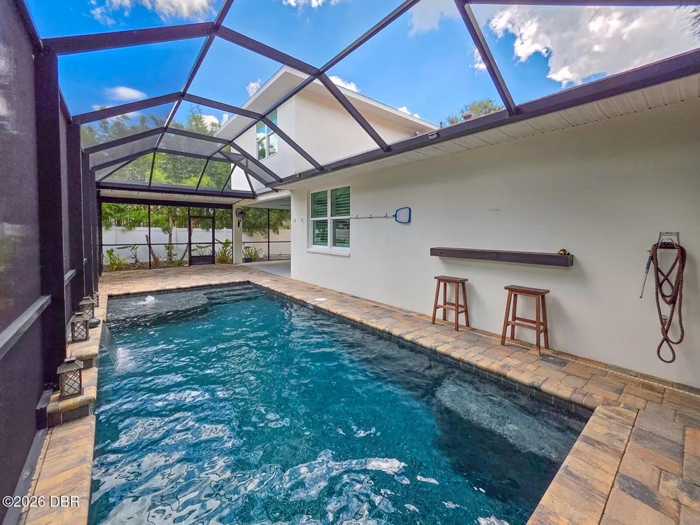 68 Glenview Avenue Ponce Inlet, FL 32127