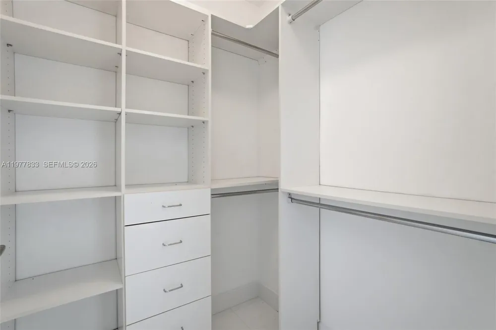 2627 S Bayshore Dr #501 Miami, FL 33133