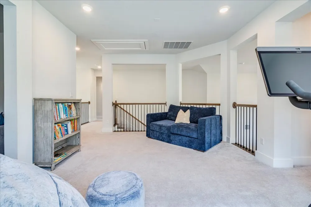 1166 Sage Thrasher Circle Dripping Springs, TX 78620