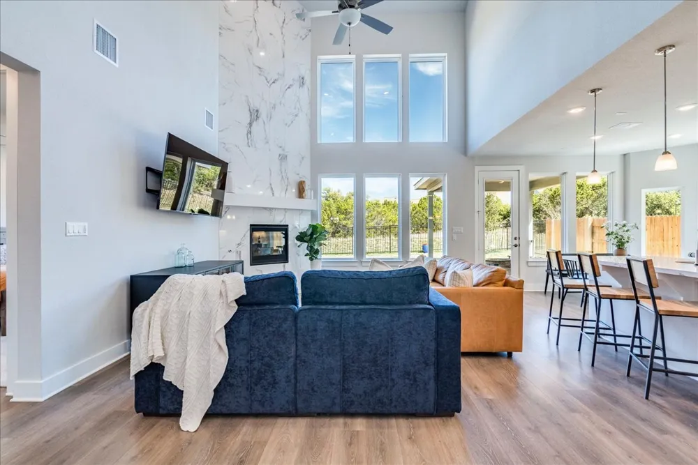 1166 Sage Thrasher Circle Dripping Springs, TX 78620