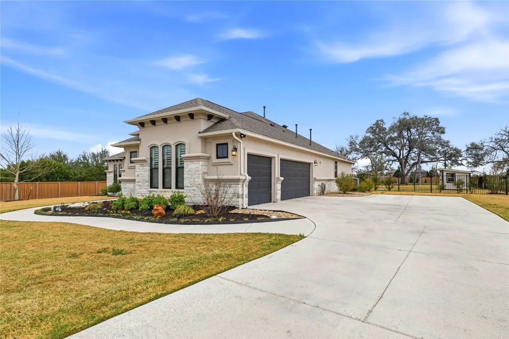 201 Miranda Way Georgetown, TX 78633