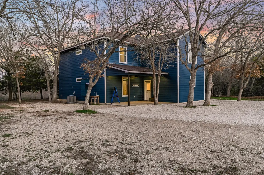 8400 Taylorsville Road Dale, TX 78616