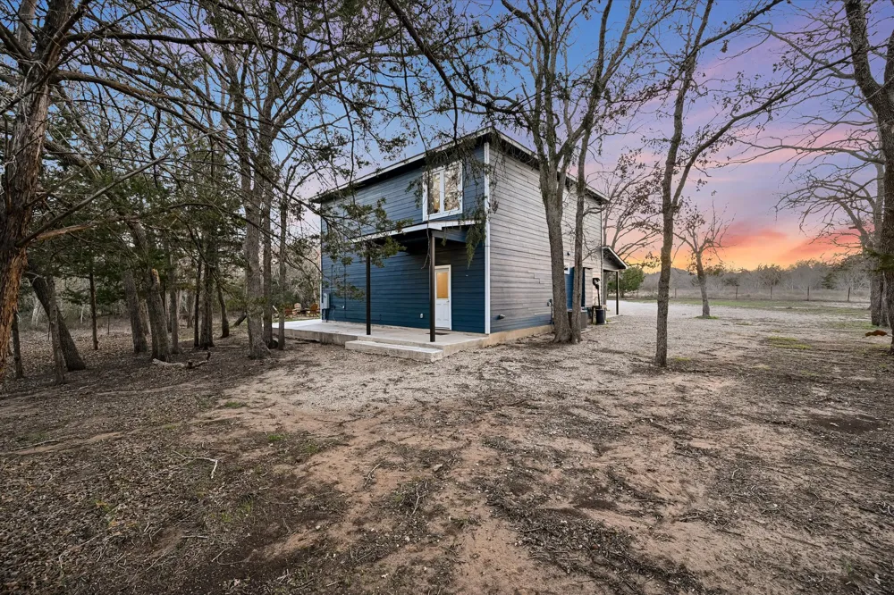 8400 Taylorsville Road Dale, TX 78616