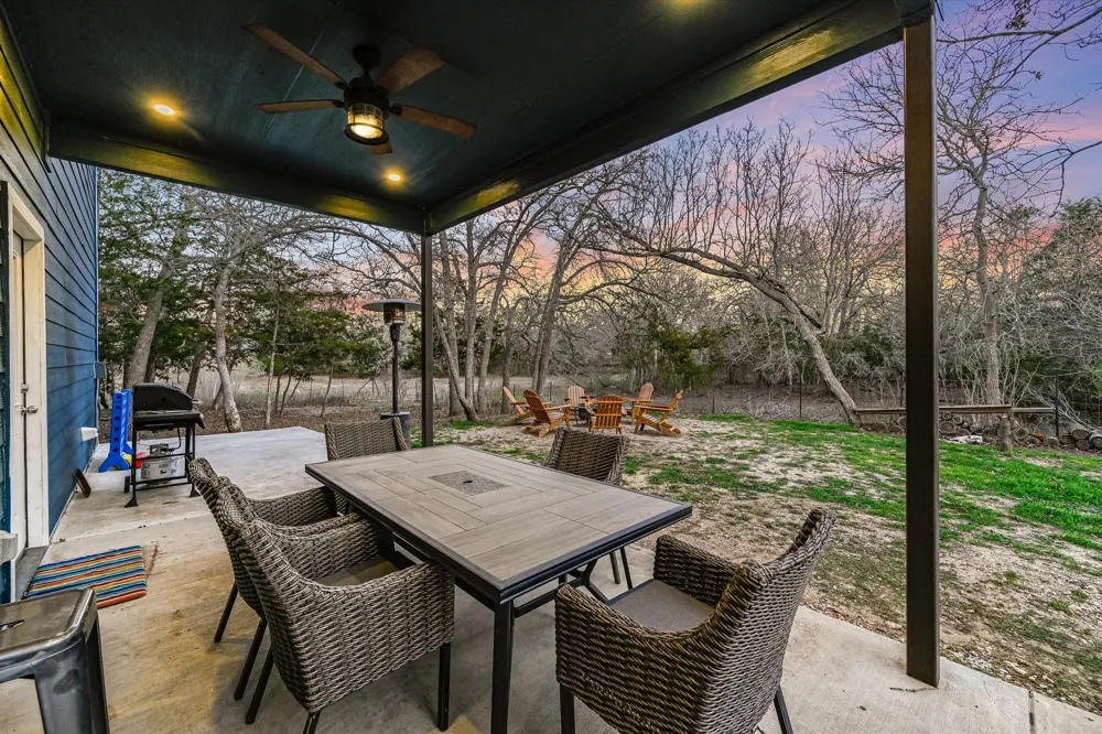 8400 Taylorsville Road Dale, TX 78616