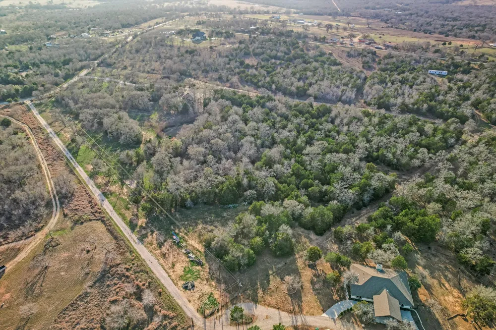 8400 Taylorsville Road Dale, TX 78616