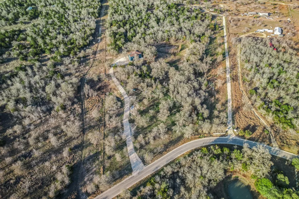 8400 Taylorsville Road Dale, TX 78616