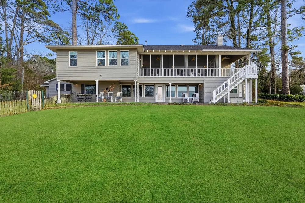 153 Shiprock Livingston, TX 77351