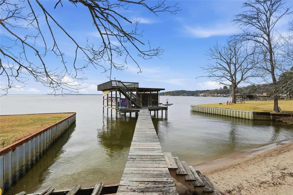 153 Shiprock Livingston, TX 77351