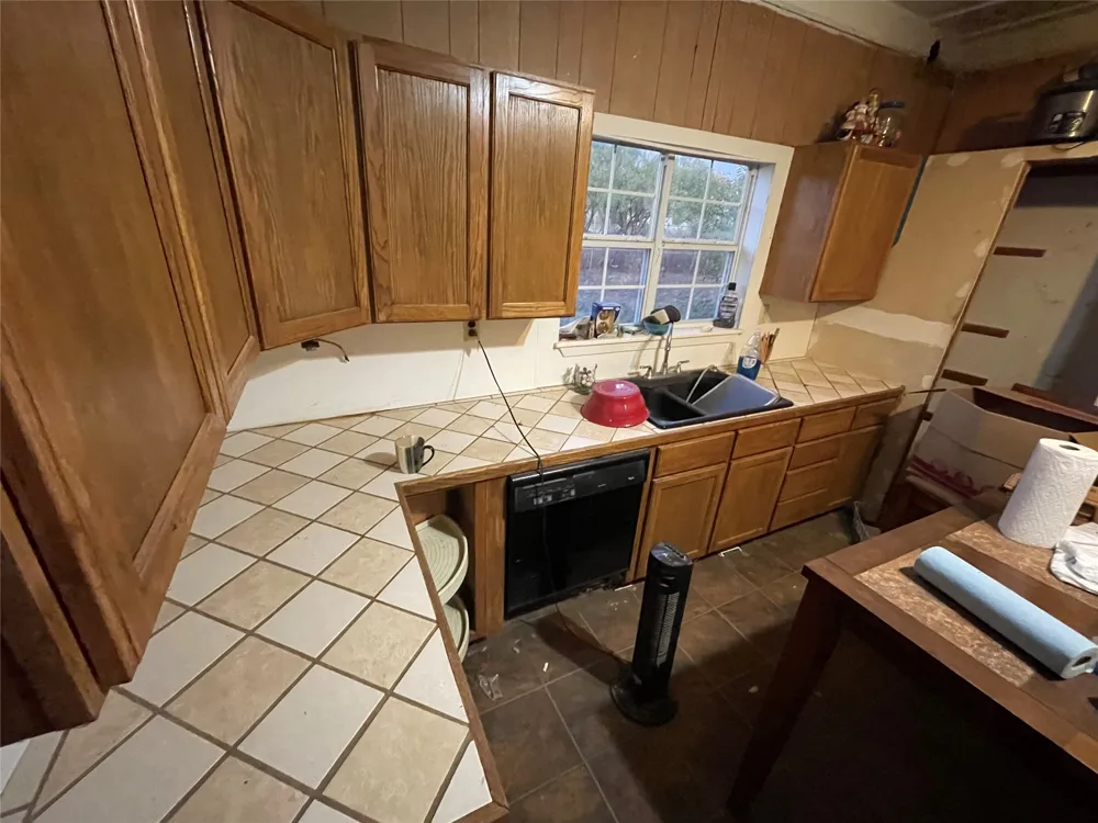 100 Cottle Street Moran, TX 76464