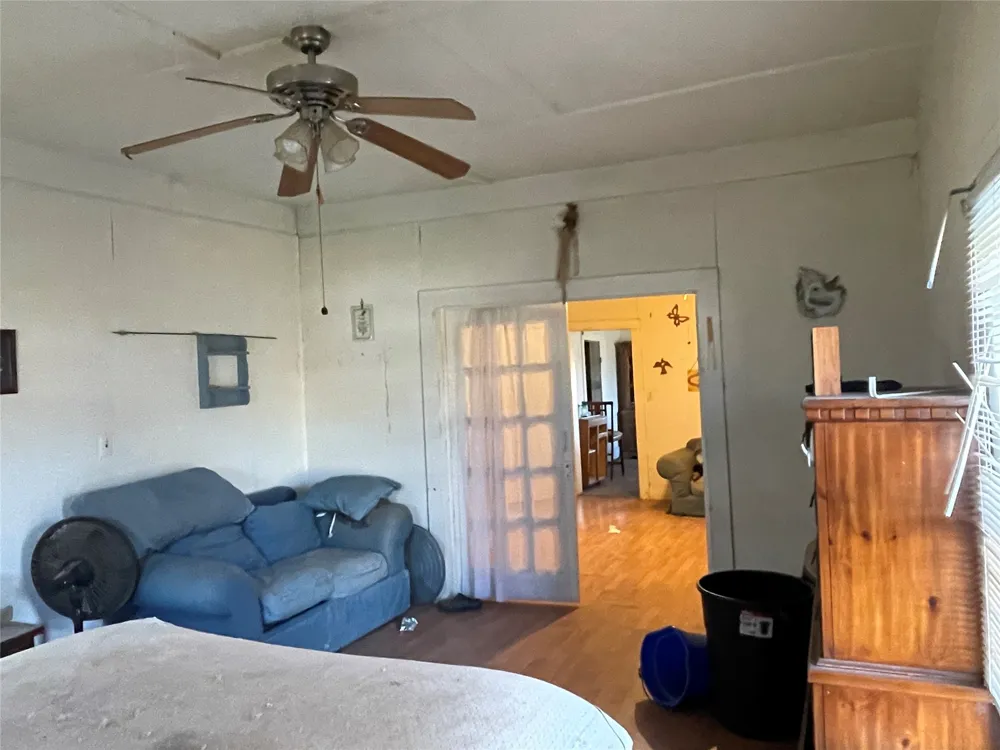 100 Cottle Street Moran, TX 76464