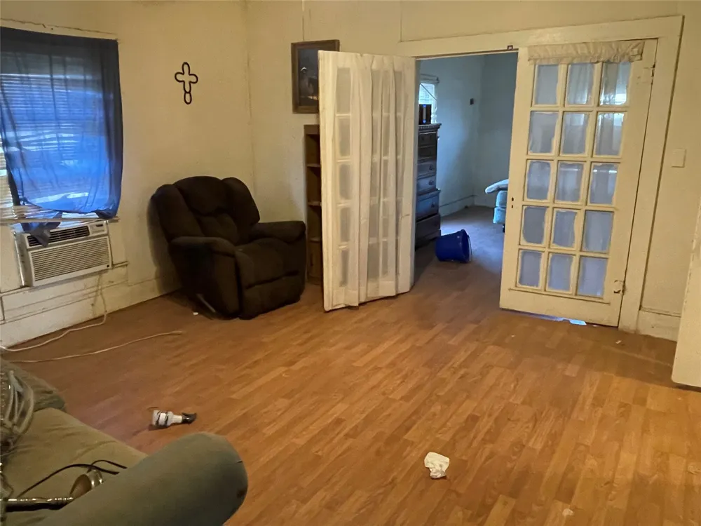 100 Cottle Street Moran, TX 76464