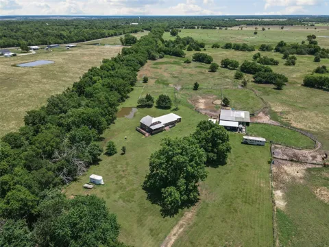 901 County Road 3925