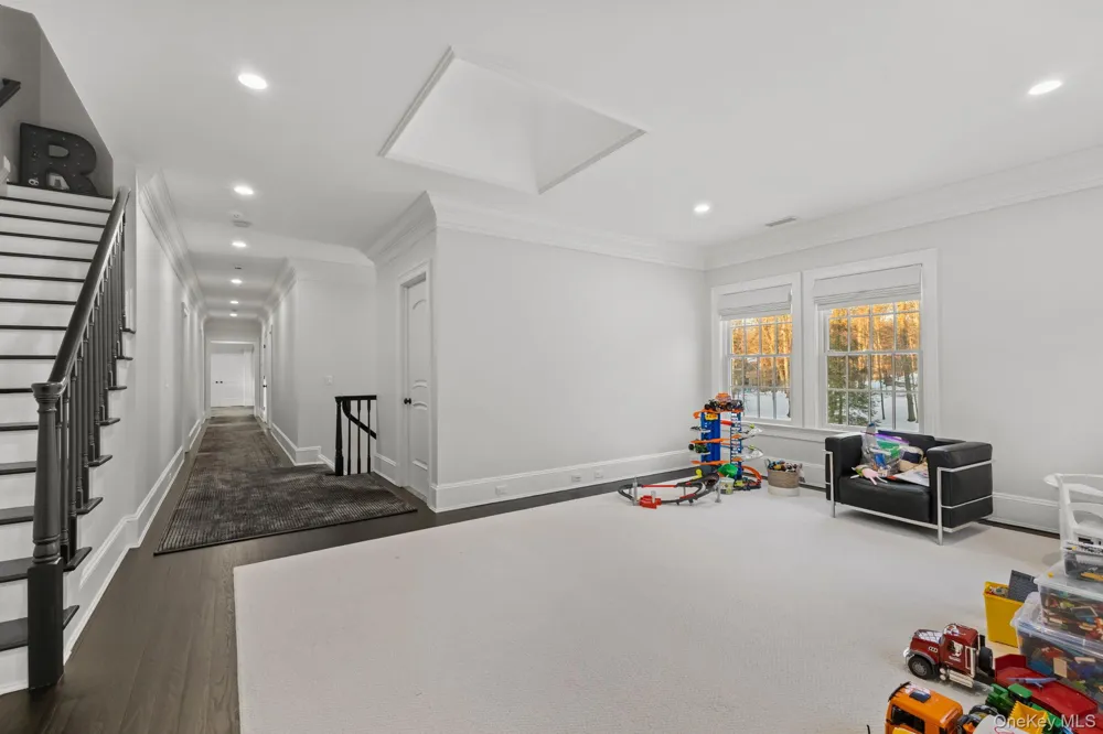 12 Gifford Lake Drive Armonk, NY 10504