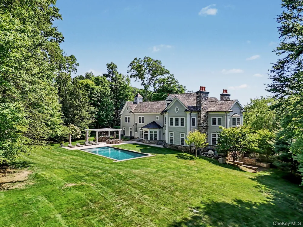 12 Gifford Lake Drive Armonk, NY 10504