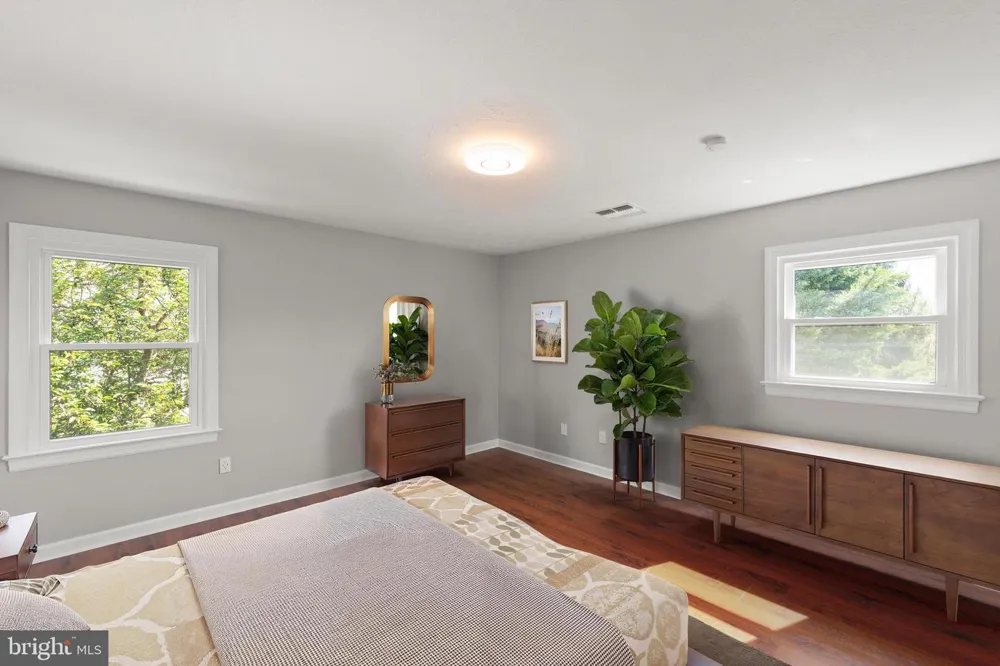 405 SPRING HOLLOW ROAD Woodstock, VA 22664