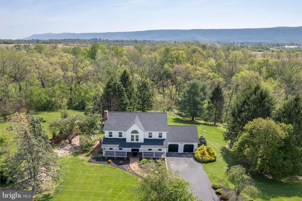 405 SPRING HOLLOW ROAD Woodstock, VA 22664