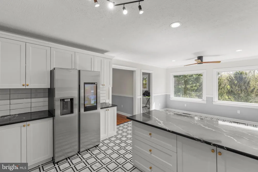 405 SPRING HOLLOW ROAD Woodstock, VA 22664
