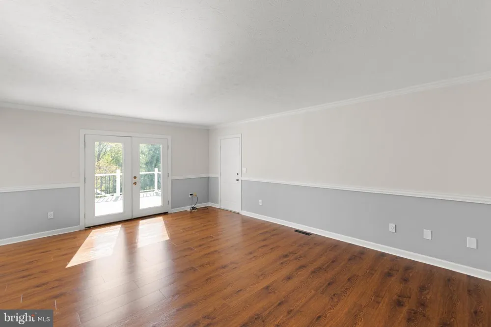 405 SPRING HOLLOW ROAD Woodstock, VA 22664