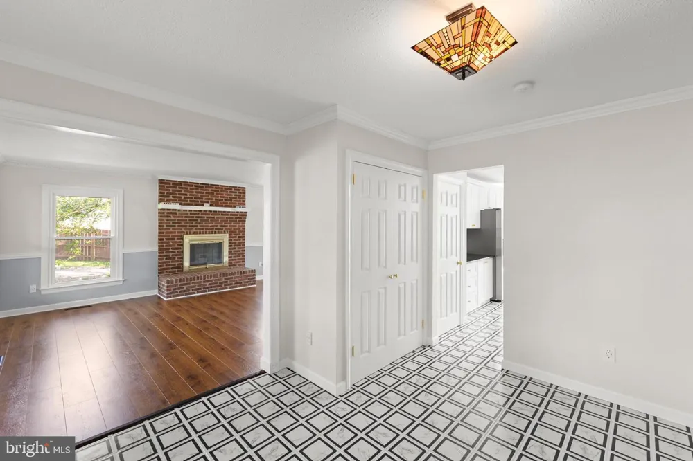 405 SPRING HOLLOW ROAD Woodstock, VA 22664
