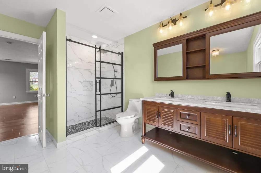 405 SPRING HOLLOW ROAD Woodstock, VA 22664