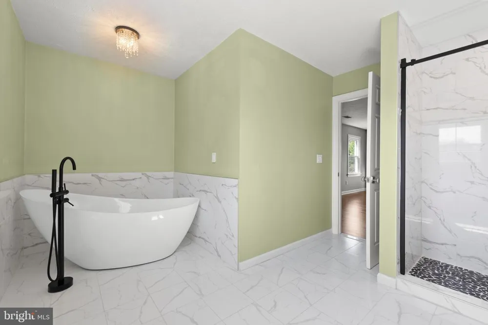 405 SPRING HOLLOW ROAD Woodstock, VA 22664