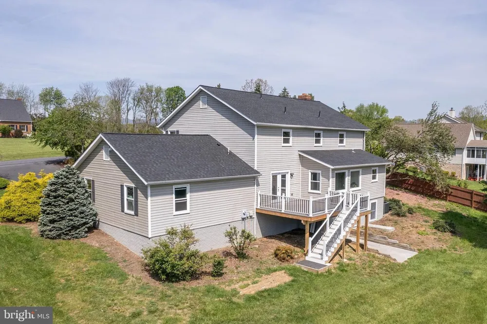 405 SPRING HOLLOW ROAD Woodstock, VA 22664