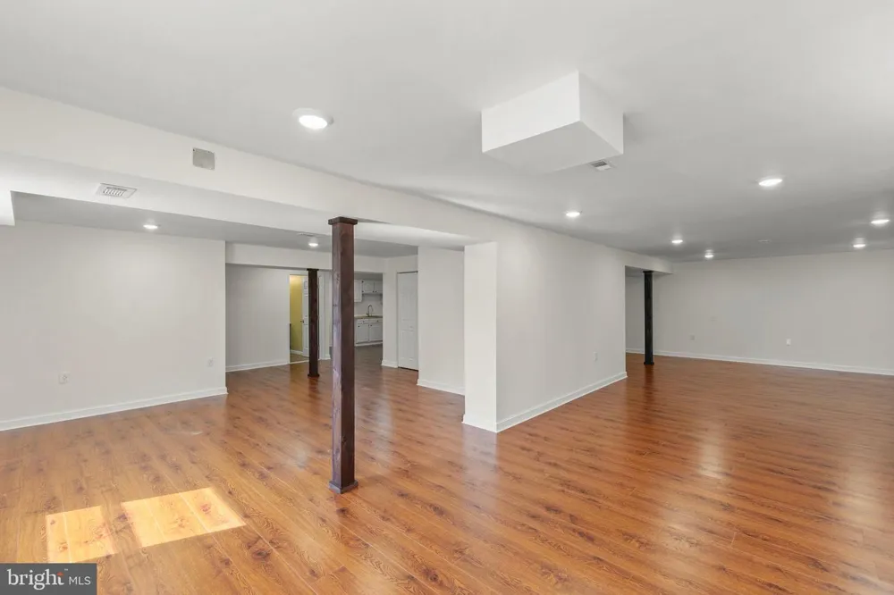 405 SPRING HOLLOW ROAD Woodstock, VA 22664