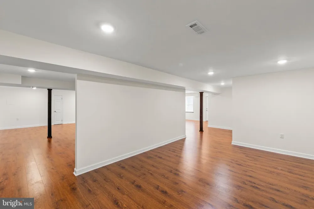 405 SPRING HOLLOW ROAD Woodstock, VA 22664