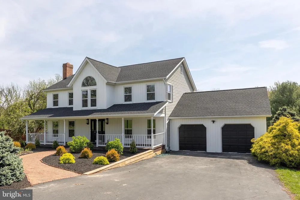 405 SPRING HOLLOW ROAD Woodstock, VA 22664