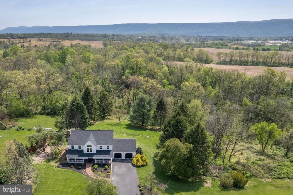 405 SPRING HOLLOW ROAD Woodstock, VA 22664