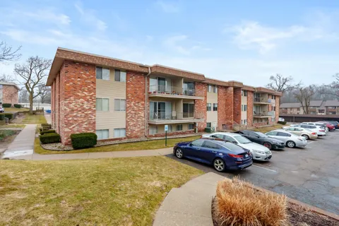 734 W Kilgore Road #208