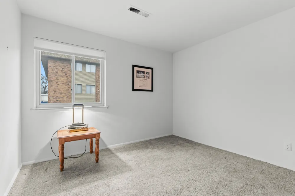 734 W Kilgore Road #208 Kalamazoo, MI 49008