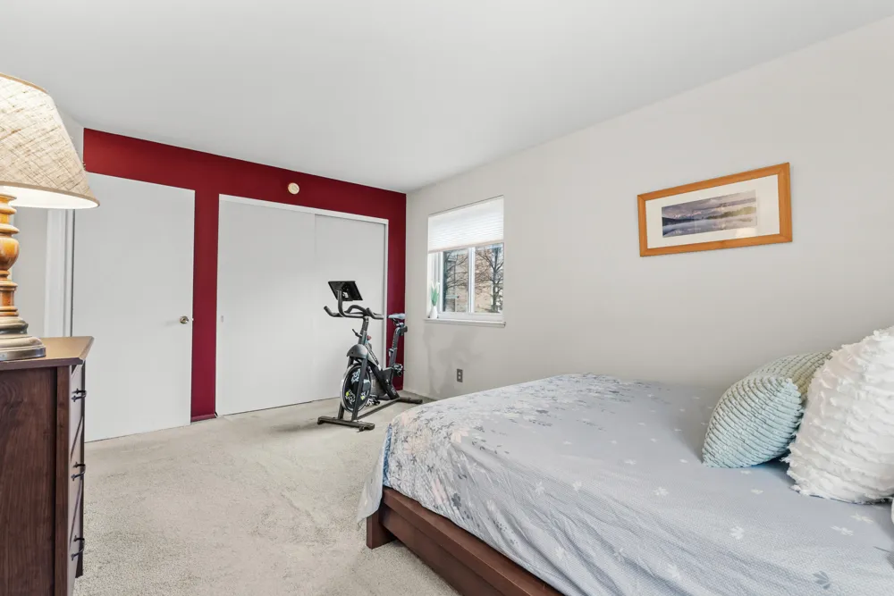 734 W Kilgore Road #208 Kalamazoo, MI 49008