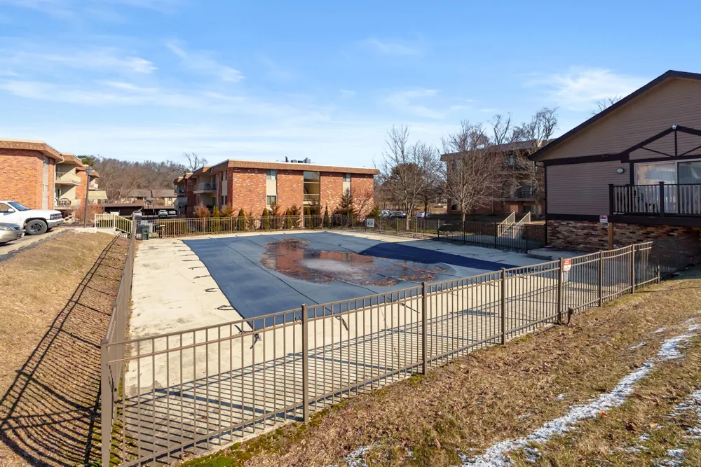 734 W Kilgore Road #208 Kalamazoo, MI 49008