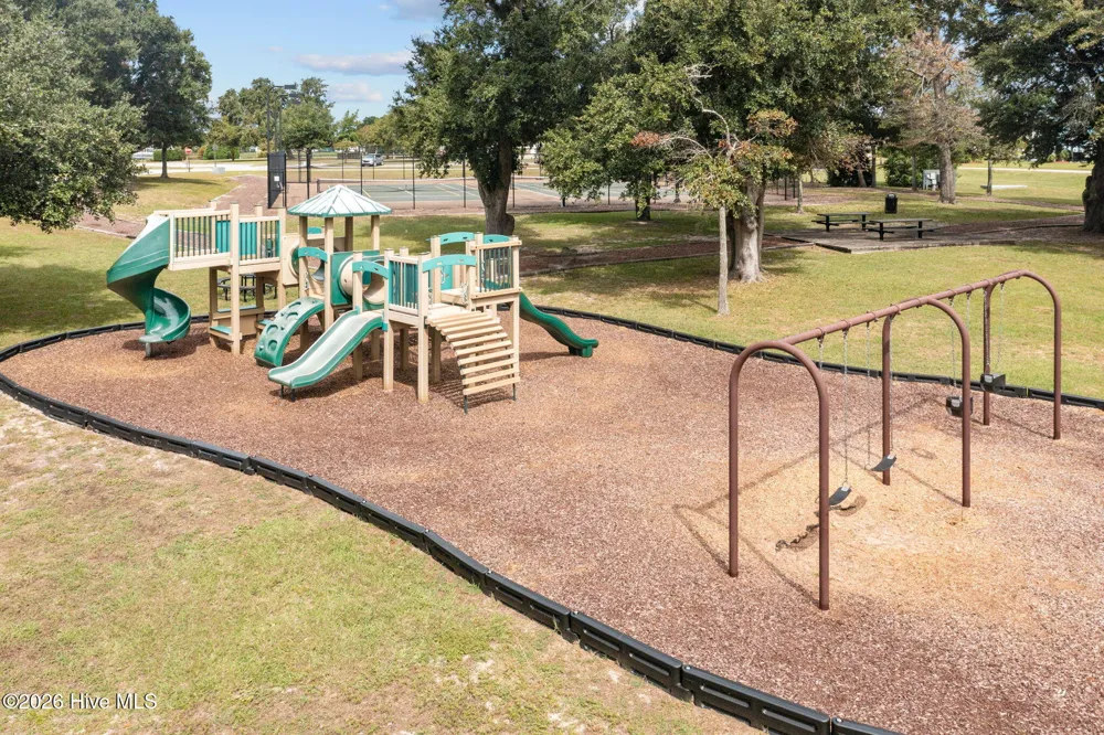 421 Summerhouse Drive Holly Ridge, NC 28445