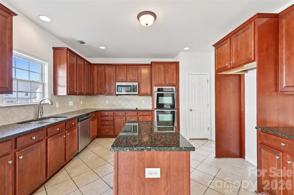 10901 Trout Creek Place Davidson, NC 28036