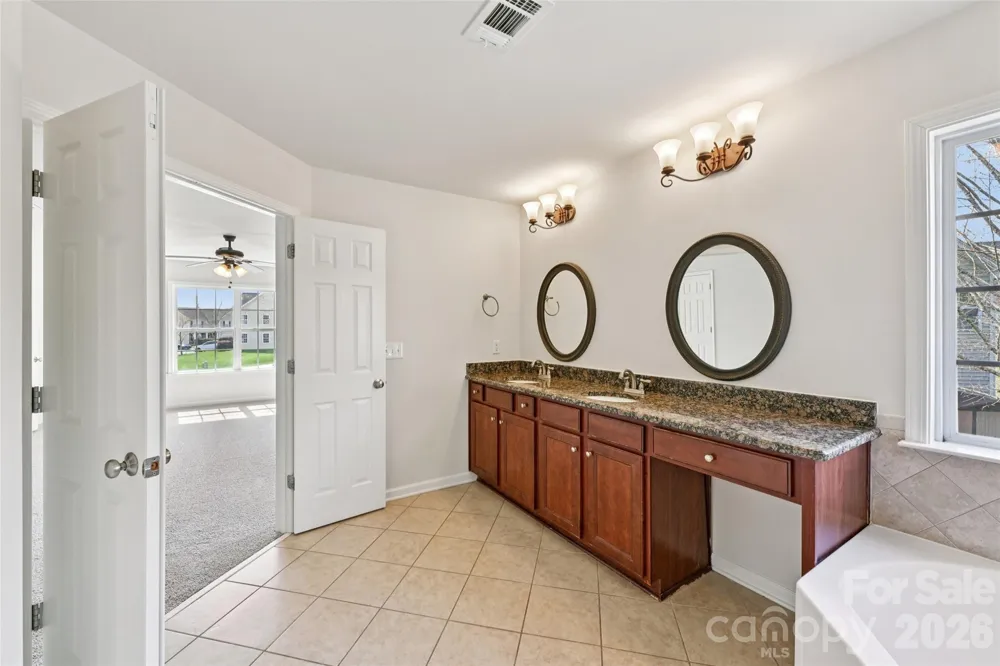 10901 Trout Creek Place Davidson, NC 28036
