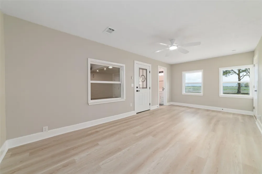 13431 Vrlla Road Guy, TX 77444