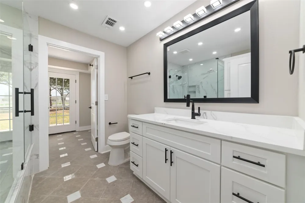 13431 Vrlla Road Guy, TX 77444