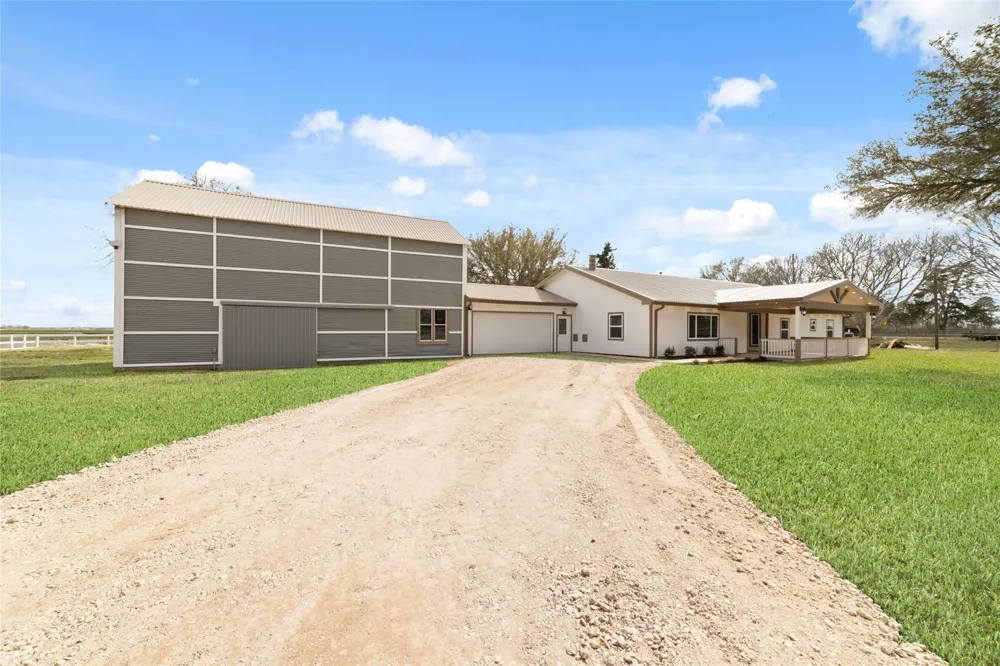 13431 Vrlla Road Guy, TX 77444
