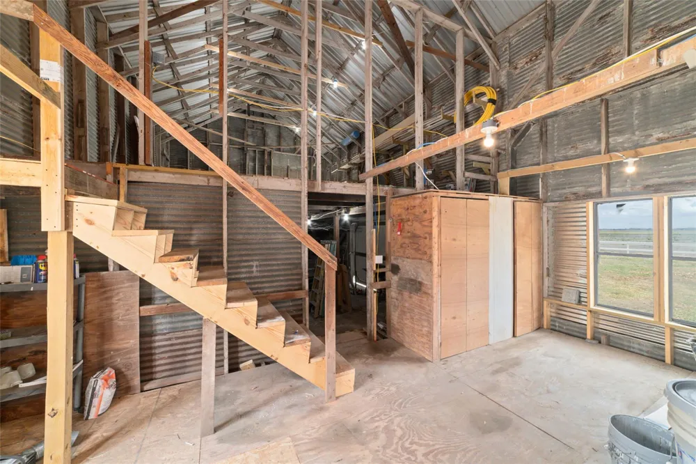 13431 Vrlla Road Guy, TX 77444
