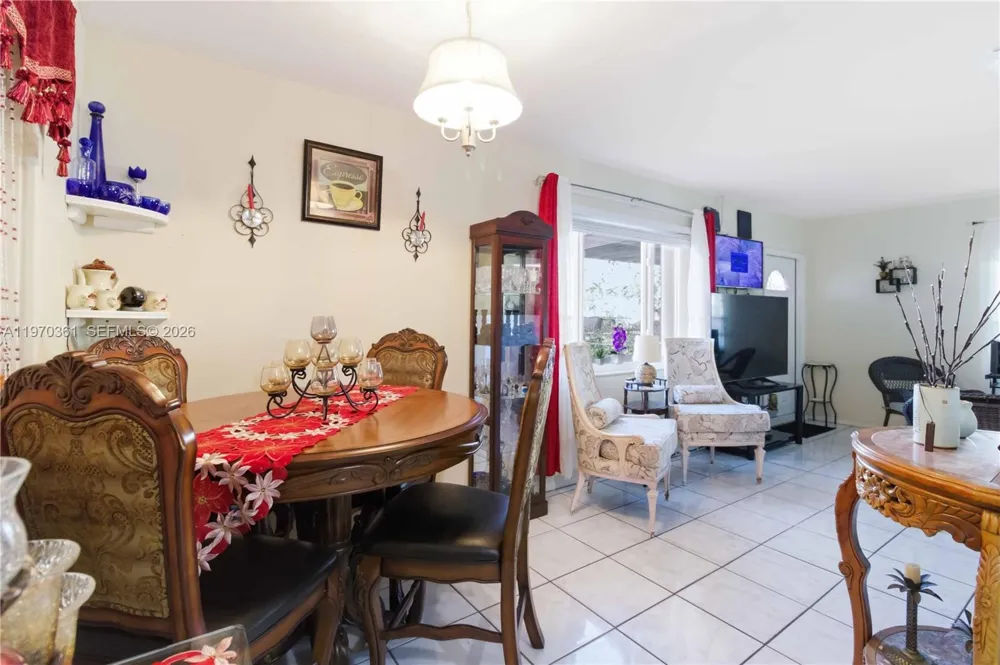 380 NW 133rd St North Miami, FL 33168