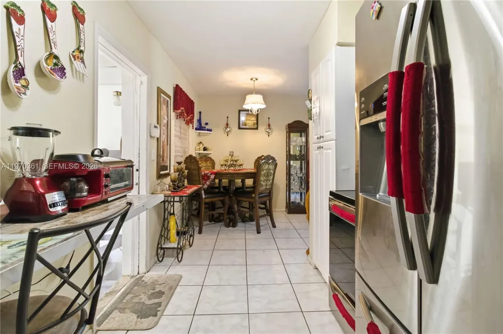 380 NW 133rd St North Miami, FL 33168