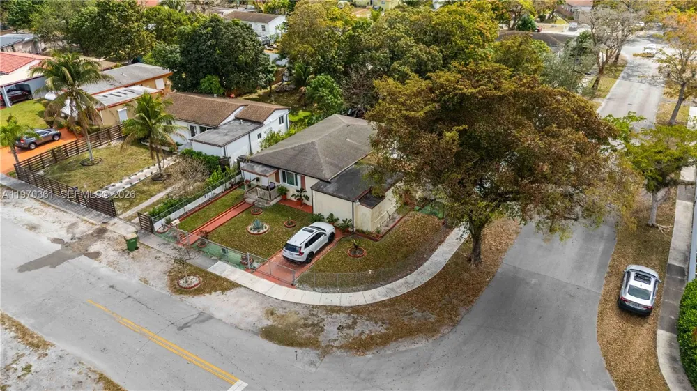 380 NW 133rd St North Miami, FL 33168