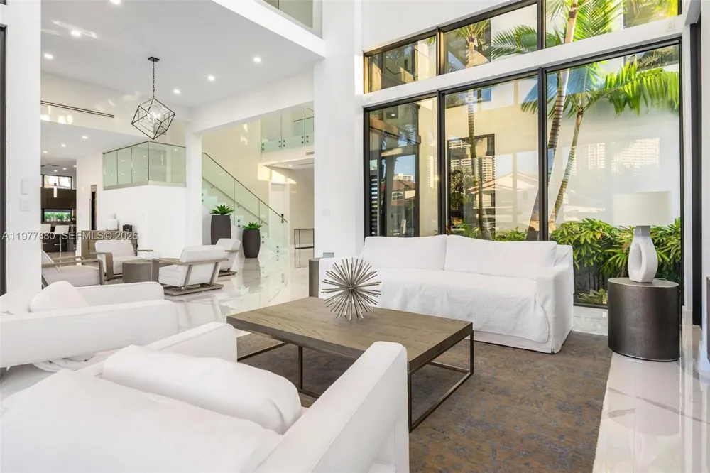 3367 NE 168th St #__ North Miami Beach, FL 33160